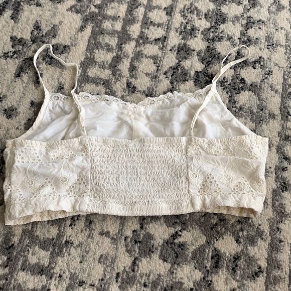 AE Cropped Tank - Picture 2 of 2